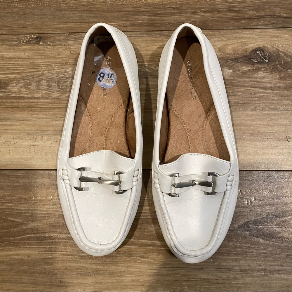 AEROSOLES White Women's Flats with Silver Accent